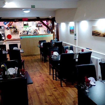 Zara Continental Hotel Langholm 外观 照片