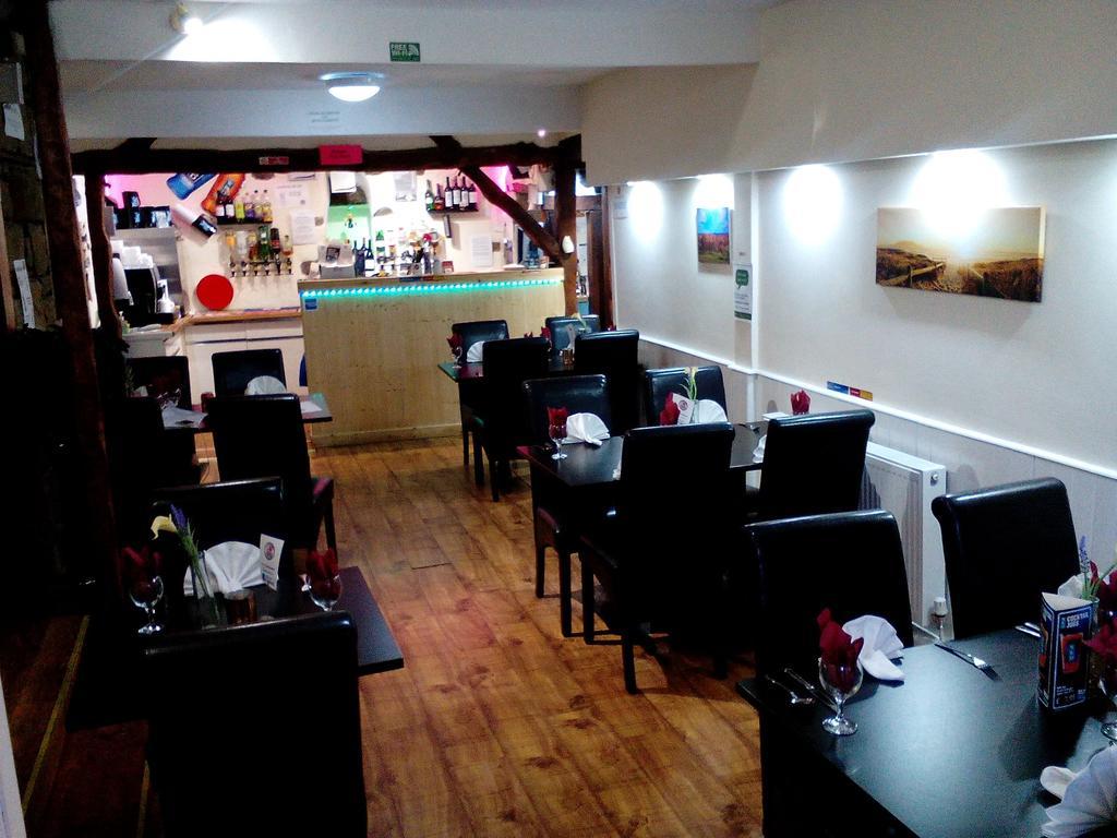 Zara Continental Hotel Langholm 外观 照片