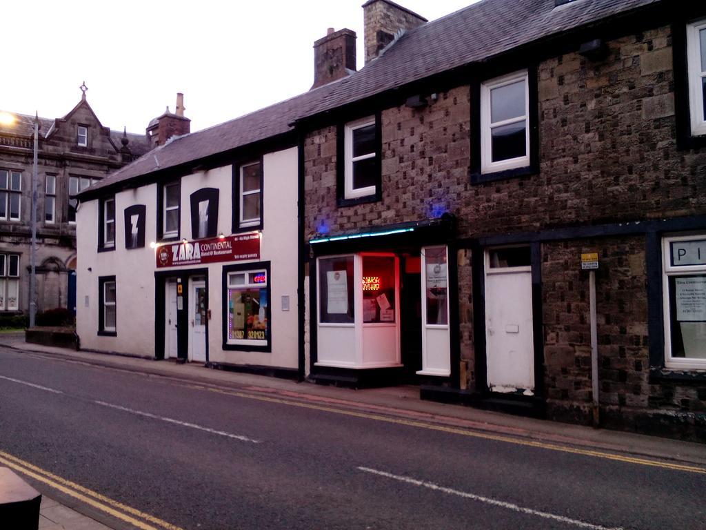 Zara Continental Hotel Langholm 外观 照片