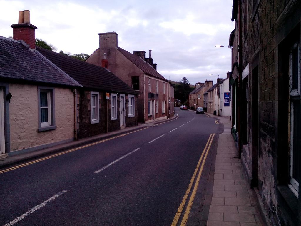 Zara Continental Hotel Langholm 外观 照片